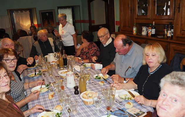 Le centre communal d’action sociale offre le repas aux aînés