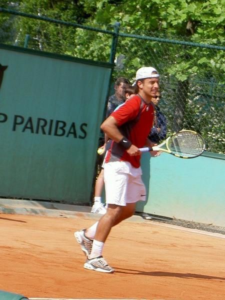 Pics of the first round match of the qualifications, against Julien JeanPierre. Pics taken by mi amiga :p
=> 20 new pics added, from a practice in Rg and the second round match (taken by mi amiga again! :p )