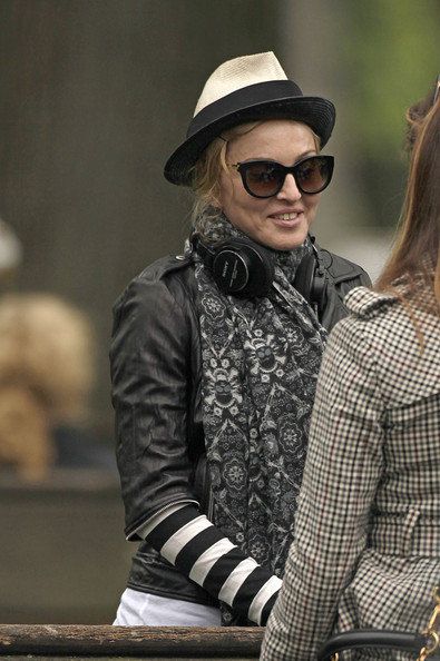 Madonna on the set of ''W.E.'' in Central Park, NY - September 17, 2010