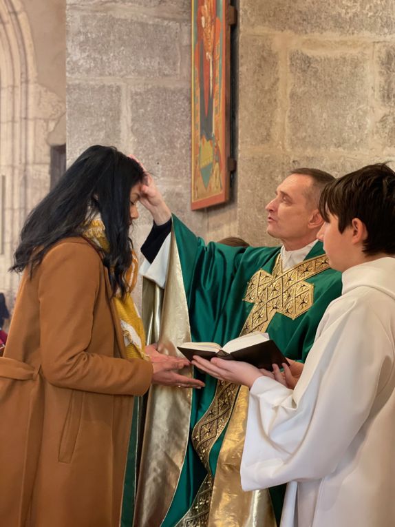 Sacrement des malades au cours de la messe de ce dimanche.