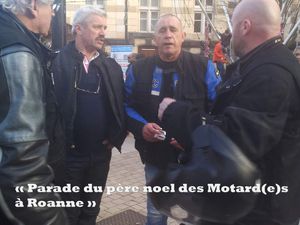 « Parade du père noel des Motard(e)s   à Roanne »   Photo de : Papillon Diamant Rose 20 12 2015