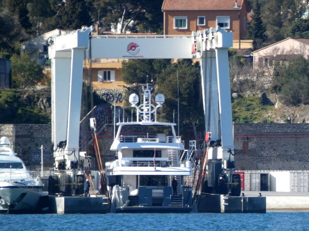 ARCHIPELAGO , aux chantiers de "Monaco Marine " à la Seyne sur Mer le 17 mars 2021