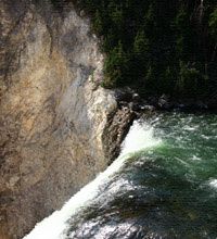 Chute d’eau en cascade