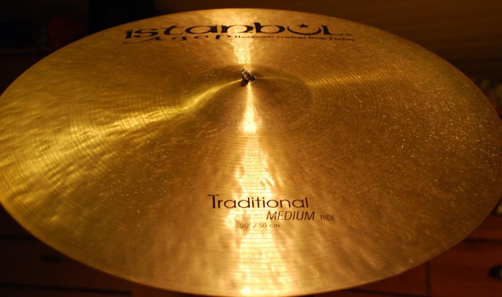 Ride 20" Istanbul Agop Traditional Medium : 299 euros
