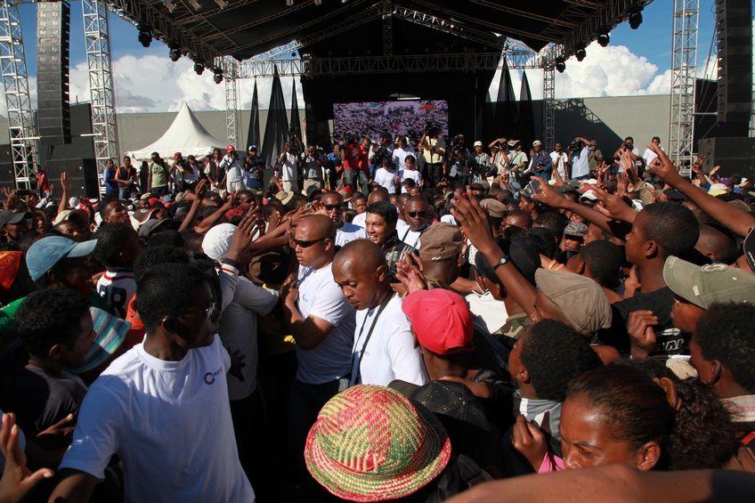 Dans le cadre du IIè anniversaire de la IVèRépublique, le couple présidentiel, Andry et Mialy Rajoelina, a inauguré le «Coliseum de Madagascar» sis à Antsonjombe. 3è partie. Photos: Harilala Randrianarison