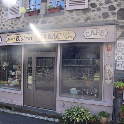 Portrait d'une Auvergnate:  Annie de Polminhac 15