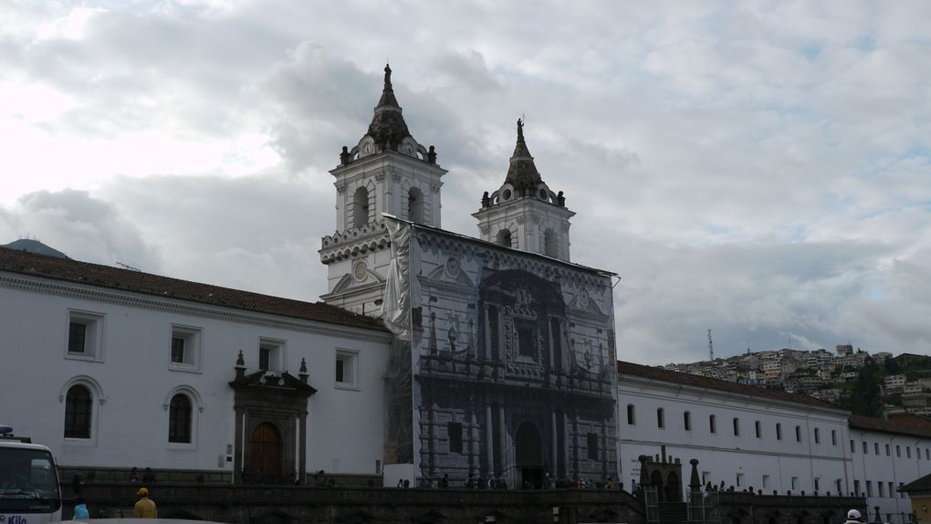 La moitié du monde, Quito, Cuenca, l'Amazonie, les communautés indiennes, les routes défoncées, l'accueil en famille, mille et une choses à relater... souvenirs, souvenirs...