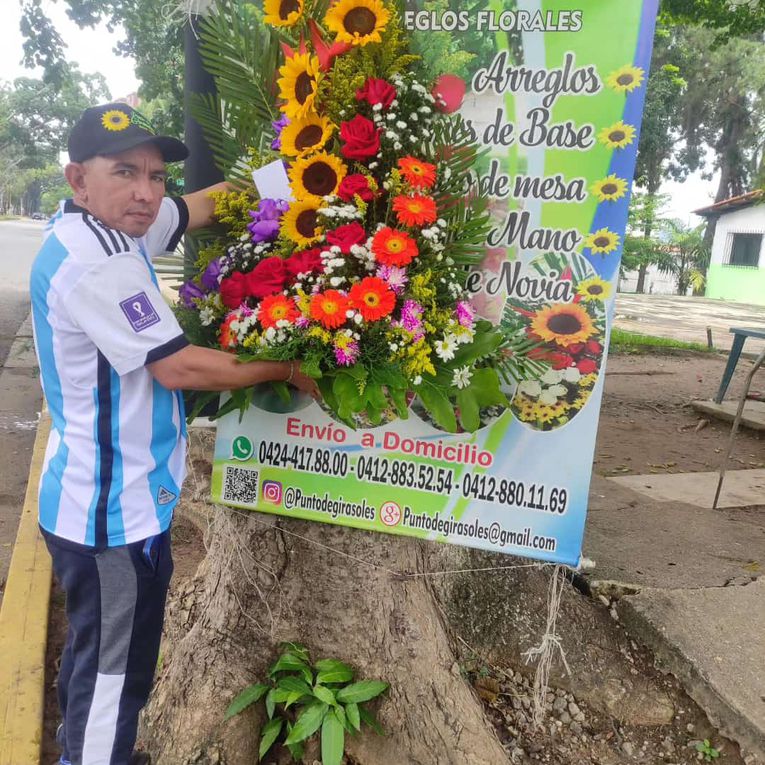 "Punto de Girasoles Milagro de Dios" ofrece variedad de flores al mayor y detal en el Trigal Norte (Publicidad)