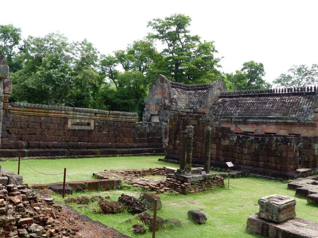 Le Parc Historique et le temple Khmer de Phanom-Rung - Province de Buriram