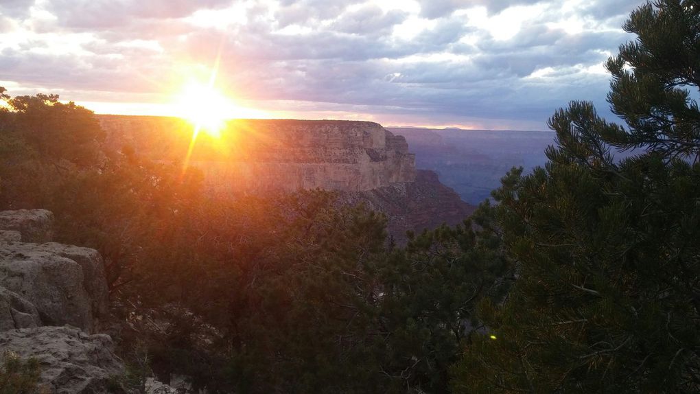 En route pour le grand Canyon ! Superbe coucher de soleil !
