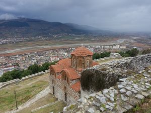 Premiers pas en Albanie