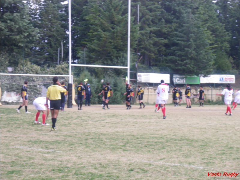 Le immagini della sconfitta di misura del Vasto Rugby sul campo dell'Atessa nella III giornata del campionato di C regionale abruzzese 2012.