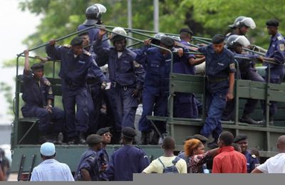 Manifestations violentes, pillages, morts et arrestations à Kinshasa