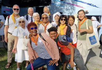 ENTREZ DANS LA JOIE DE LOURDES !