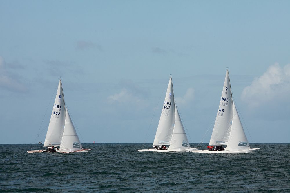 photos du derby dragon 2011 - yatch club la baule - Les voiles de légendes 2011