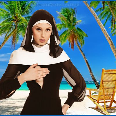 VIDEO : Une religieuse sexy à la plage !