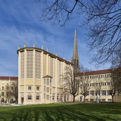 L'inventaire du patrimoine religieux du XXe siècle présenté dans une exposition itinérante et un programme d'animations auquel j'aurai la chance de participer 