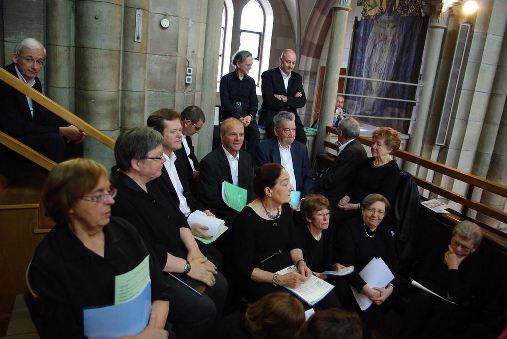 Album - 2011---8-mai-benediction-cloche-st-Etienne