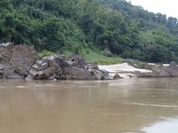 2 jours de descente en slow baort sur le fleuve pour rejoindre luang prabang