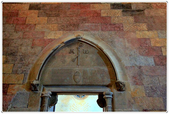 Diaporama abbaye fortifiée de Lagrasse