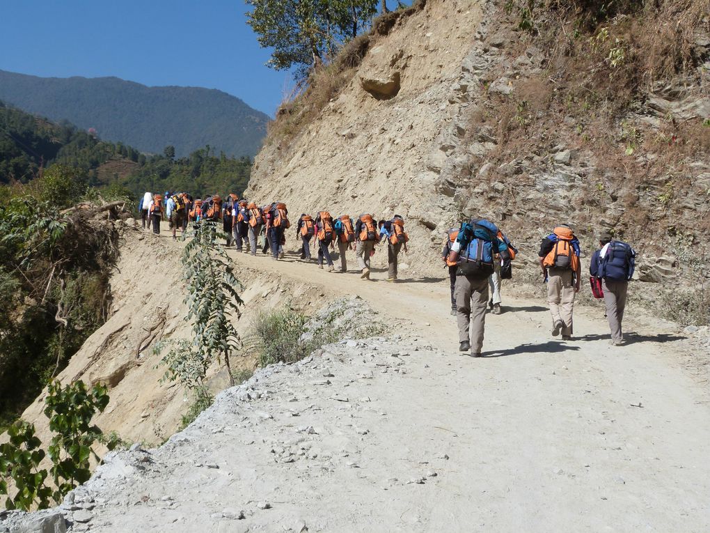 de Pokhara à Nayapool à Hile