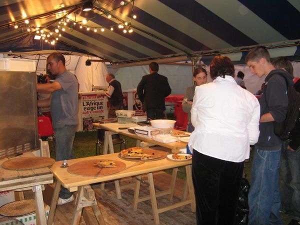 stand de l'Ile St Denis et grande scène 