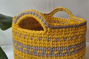 Panier en jacquard de crochet ...