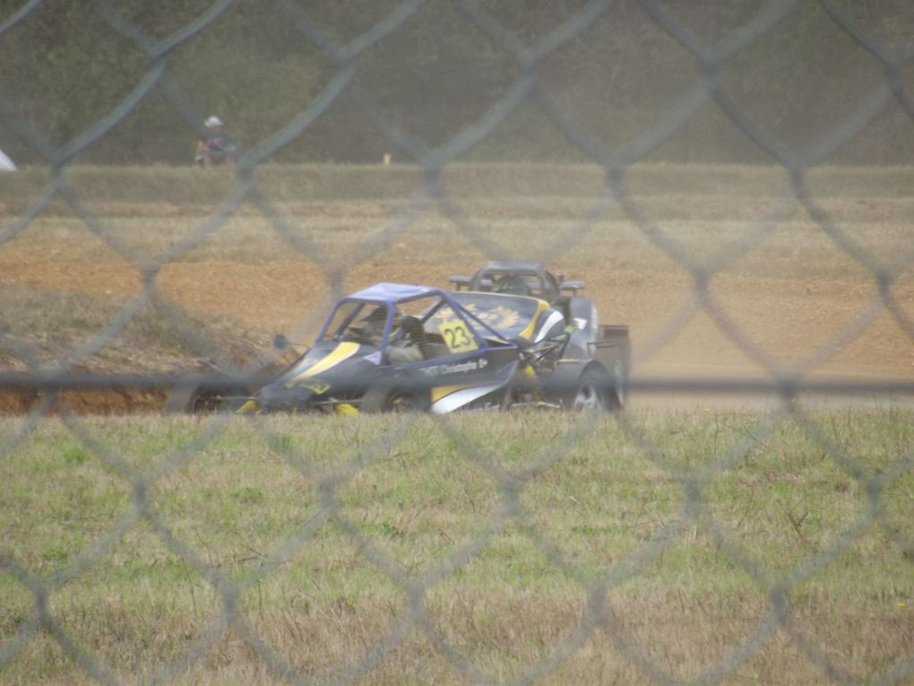 Les 29 et 30 septembre 2012 à Bourges (15), dixième épreuve du Championnat de France d'autocross.