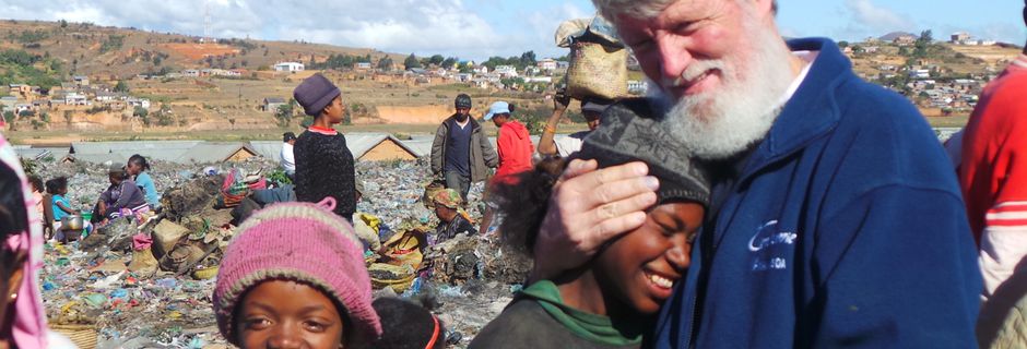 Élection à Madagascar : rencontre avec le père Pedro, une voix contre la pauvreté et l'injustice