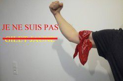 Foulards rouges vs Gilets jaunes !