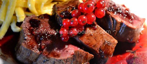 Filet De Chevreuil Et Poire Pochée Au Cornalin