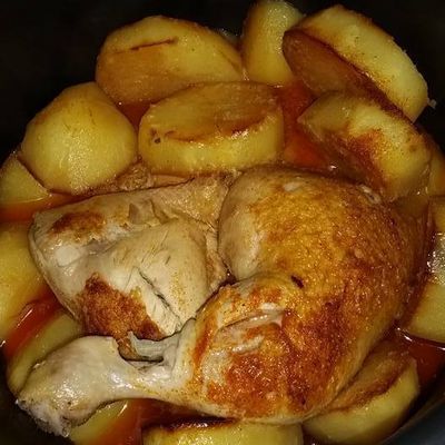 Cuisses de poulet aux pommes de terre fondantes (sans M.G) (au four) 