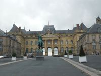 Accueil à Tomblaine ;  château de Lunéville ; premier goûter