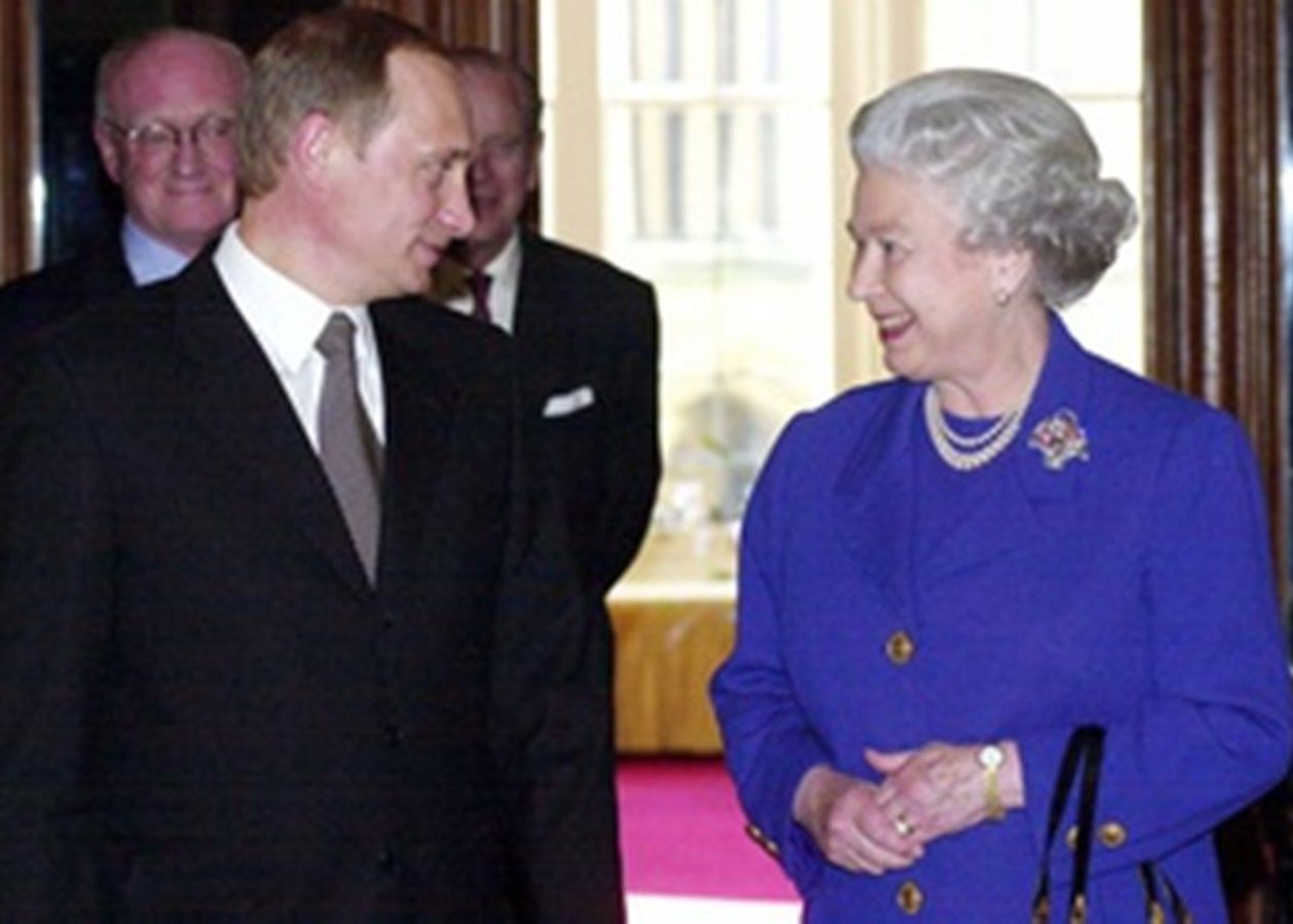 President Vladimir Putin expressed condolences on the death of Elizabeth II