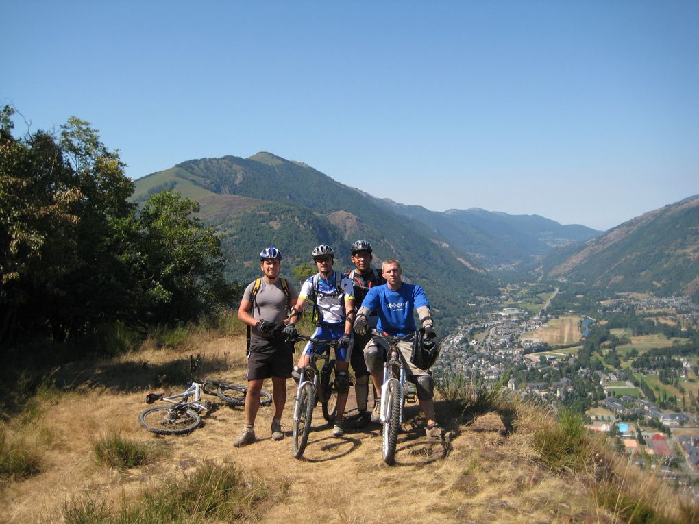 Sortie VTT club: descentes Superbagnères / Luchon qui a eu lieu le mardi 28 juillet 2009.