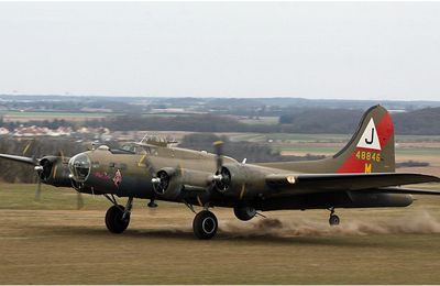 Une page d'histoire se tourne : arrêt de vol du B17 Pink Lady