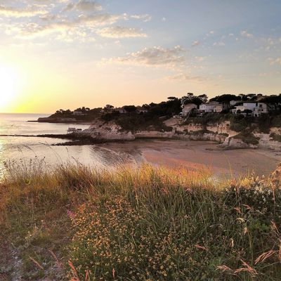 Coucher de soleil sur les Falaises de Meschers (17)