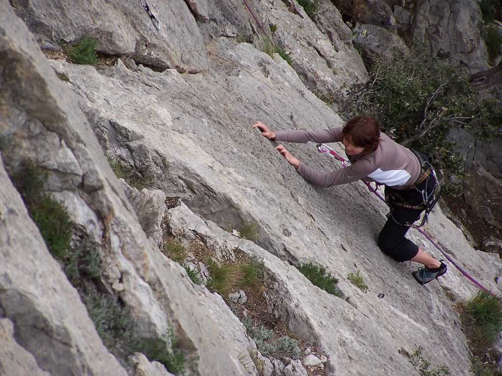 Album - escalade-dentelle-montmiraille-2010