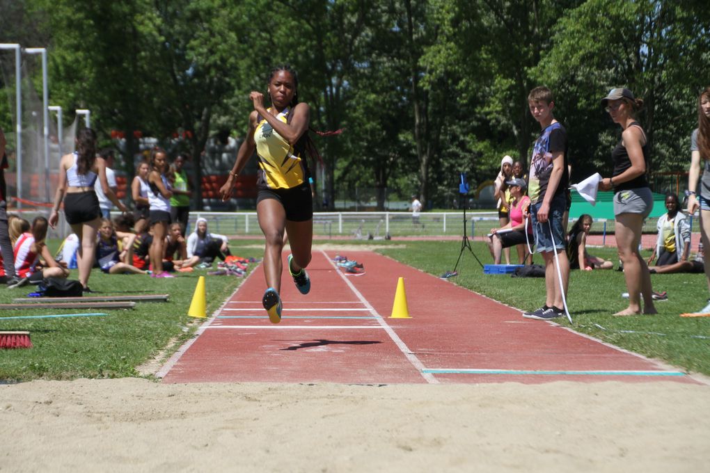 Camille Moulard et Marion Peju médaillées aux championnats du Rhône minimes