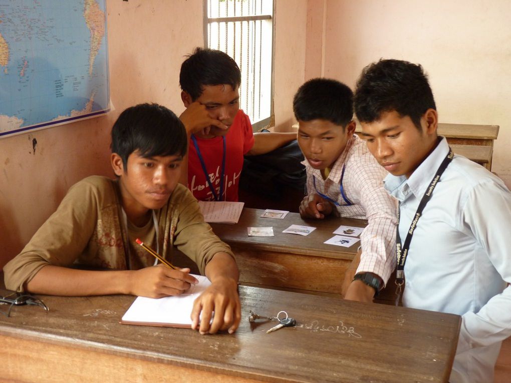 Associative action in Savong's School and his Orphanage in the city of Siemp Reap.