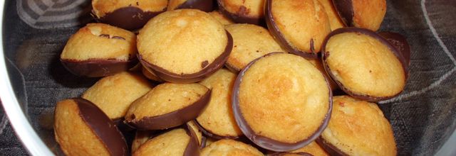 Bouchées aux deux chocolats.