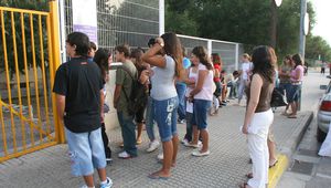 Los colegios de Ibiza se quedan sin limpieza por culpa del idioma