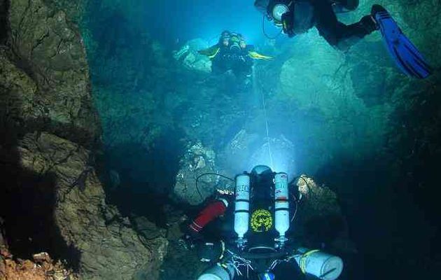 Formation spéléo sous-marine Cavern et Intro to Cave avec Franck Vasseur du 28 novembre au 2 décembre 2016