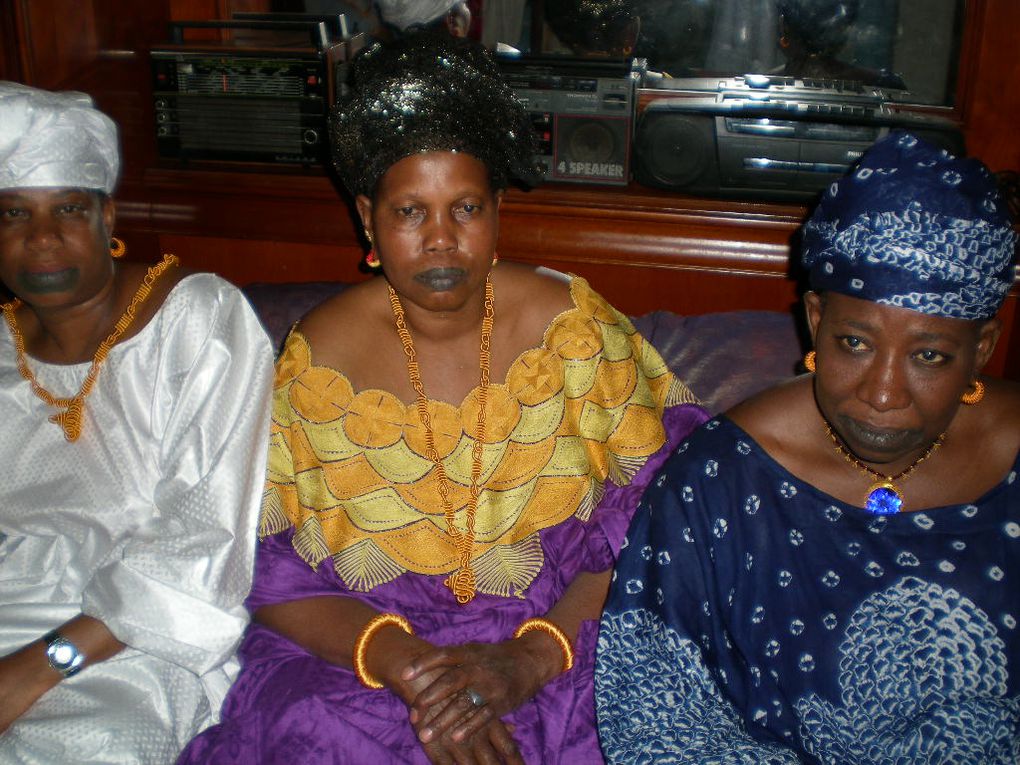 A.F.D.A.A.D

Association des femmes de la famille descendante de Aliou Amadou Diop en France.
