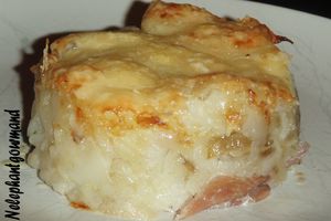 Gratin de topinambour se prélassant sur un lit de jambon