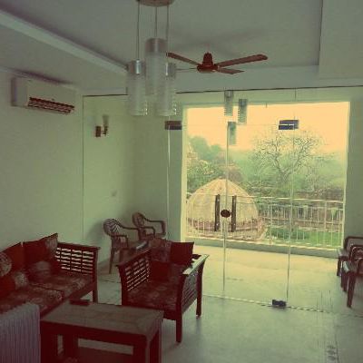 ​For Rent Hauz Khas Village CHARMING Fully Furnished 1bhk service apartment