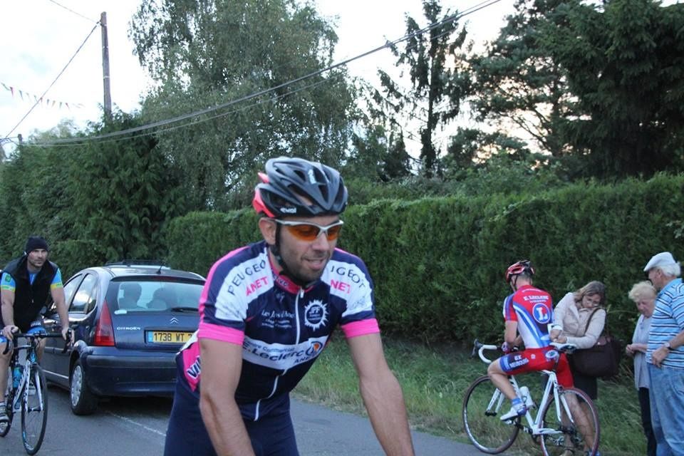 Les photos des Baux de Breteuil (27) avec la victoire d'Eric Brenner (Anet VC)