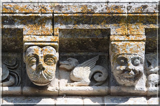 Diaporama église fortifiée d'Esnandes