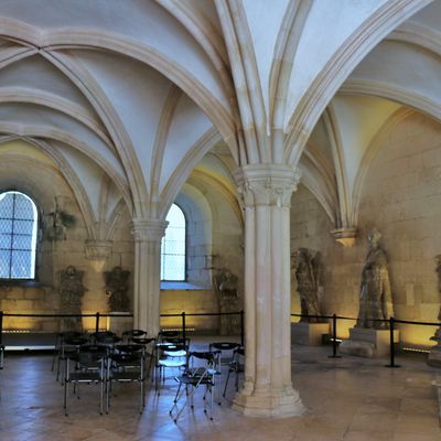 La salle du Capitulaire, monastère d'Alcobaça (Portugal)