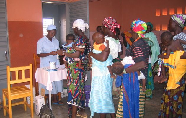 L'engagement Africain des Soeurs de Jésus au Temple de Vernon
